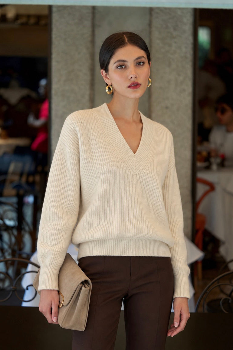 Cream cashmere V-neck sweater for fall layering