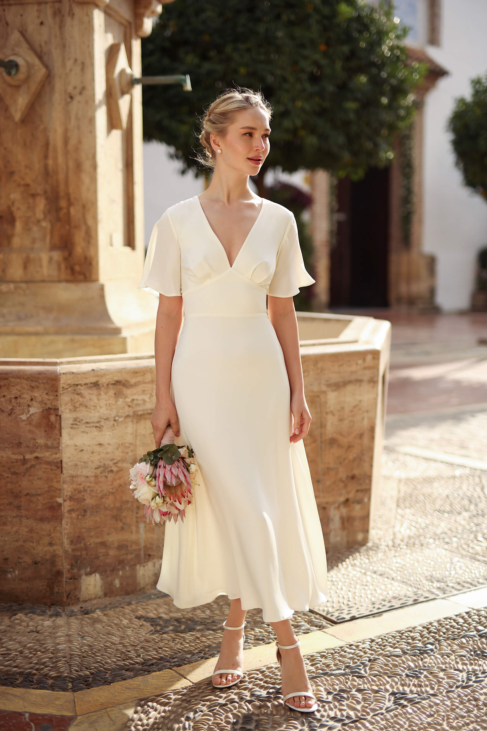 wedding cream dress Dutch Cream Wedding Dress| Wedding Gowns S / Cream / Lace