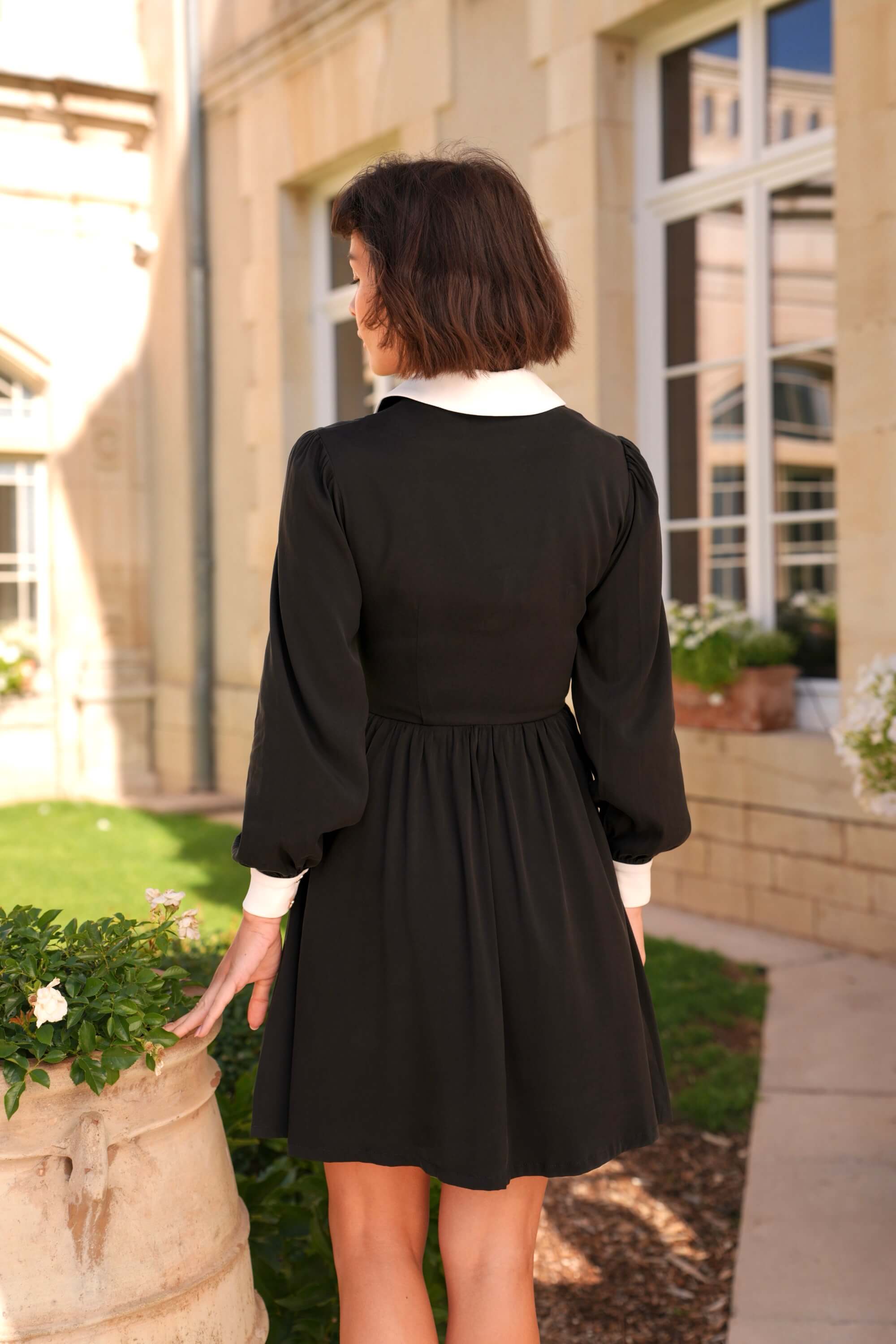 Ginny Collared Dresses with Sleeves – Gaâla