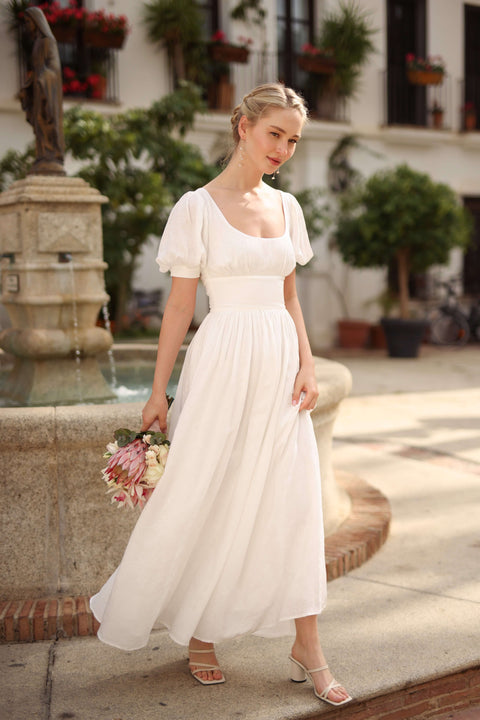 Robe Longue Lacey Robes de mariée The Wedding Explorer