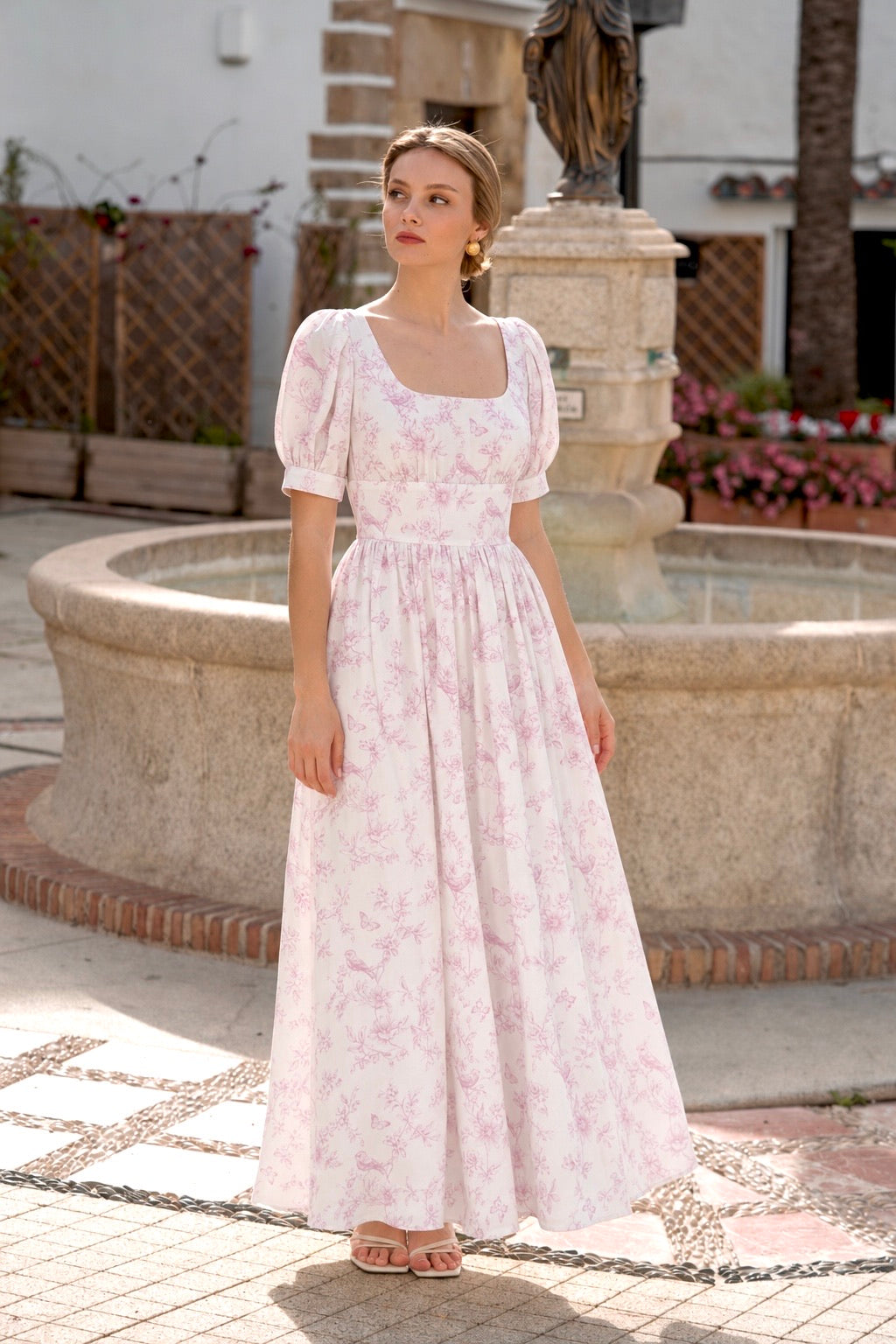 Floral Bridesmaid Dress with a Scoop Neckline – Gaâla