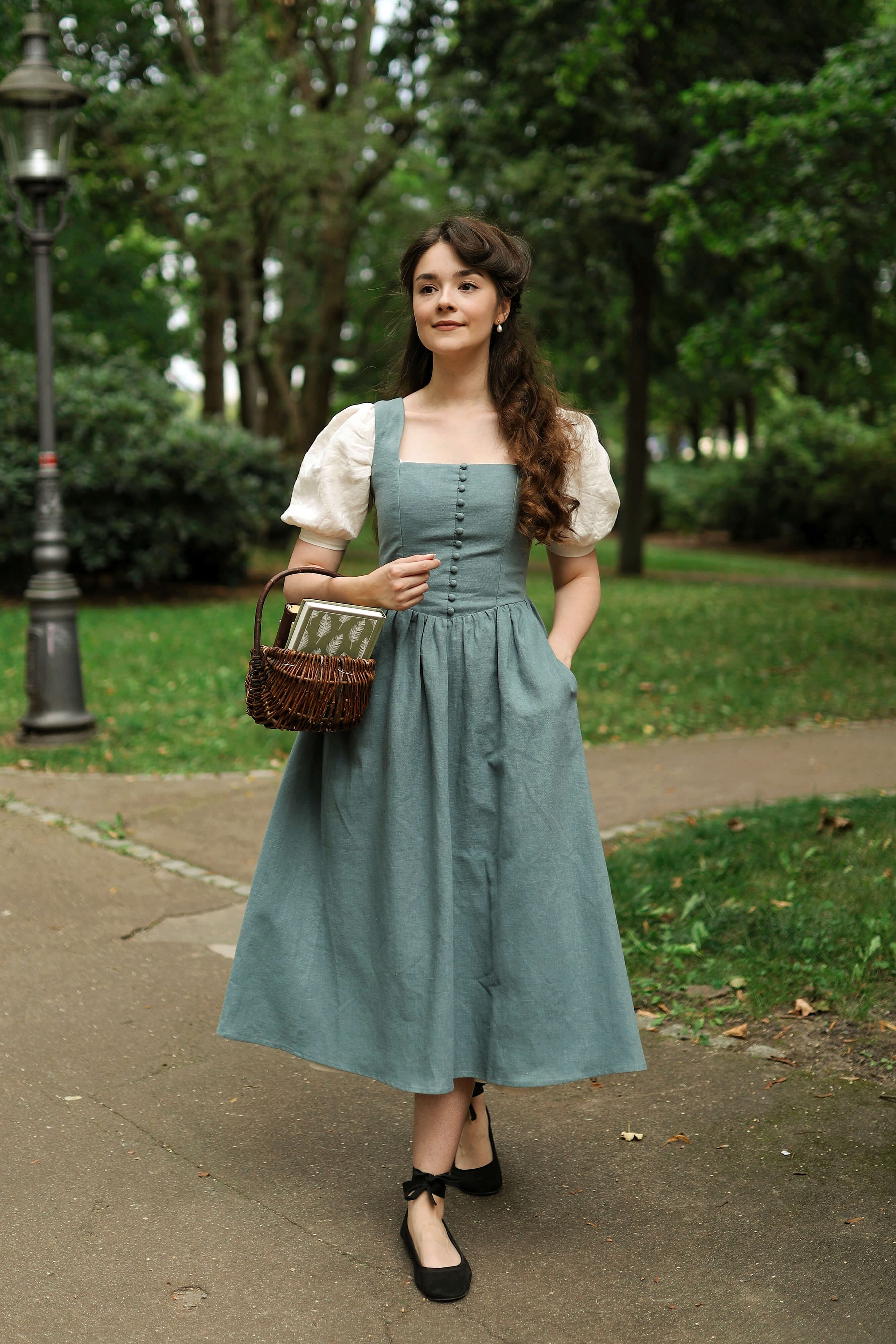 Lizzy Linen Dress – GAÂLA – Gaâla